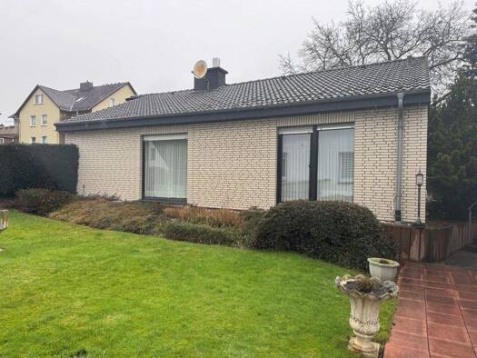 Einfamilienhaus zum Kauf 599.000 € 9 Zimmer 320 m² 991 m² Grundstück Innenstadt Hameln 31785