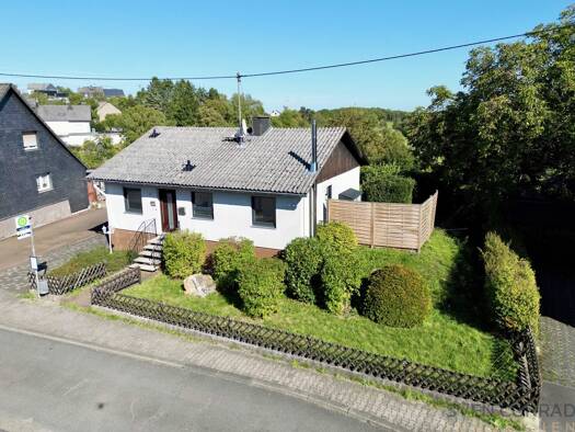 Einfamilienhaus zum Kauf 209.000 € 5 Zimmer 119 m² 864 m² Grundstück Herborn 55758