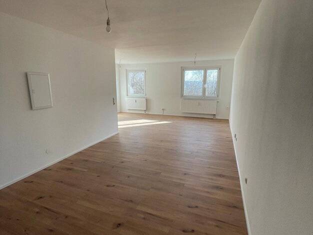 Wohnung zur Miete 595 € 3 Zimmer 75 m² Katharinenweg 18 c Apolda Apolda 99510