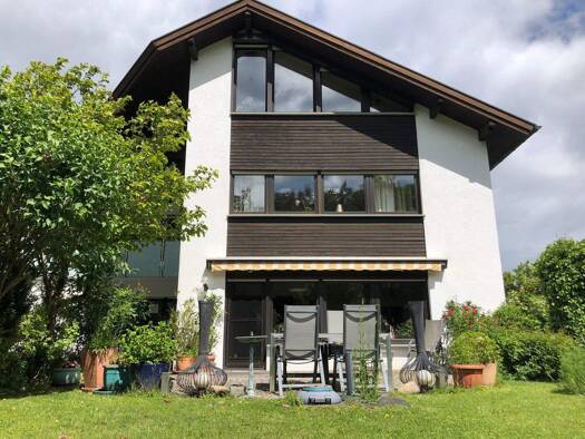 Mehrfamilienhaus zum Kauf 749.000 € 9 Zimmer 271,2 m² 555 m² Grundstück frei ab sofort Pinienweg 7 Ohmenhausen Reutlingen 72770