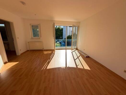 Wohnung zum Kauf 95.000 € 2 Zimmer 42,4 m² Geschoss 1/3 frei ab sofort Weißig Dresden 01328
