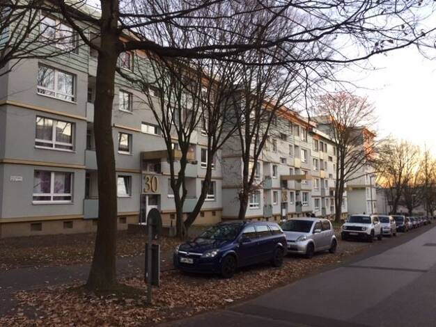 Wohnung zur Miete 659 € 4,5 Zimmer 81,5 m² 3. Geschoss frei ab 01.11.2026 Philosophenweg 30 Freisenbruch Stadtbezirk VII 45279