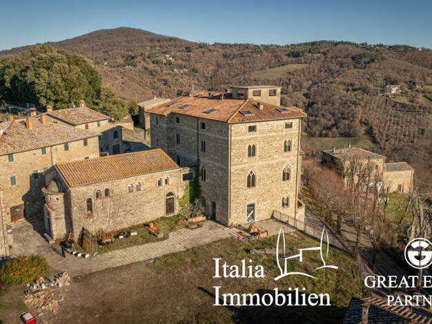 Bauernhaus zum Kauf 1.200.000 € 30 Zimmer 1.716 m² 2.000 m² Grundstück Umbertide 06019