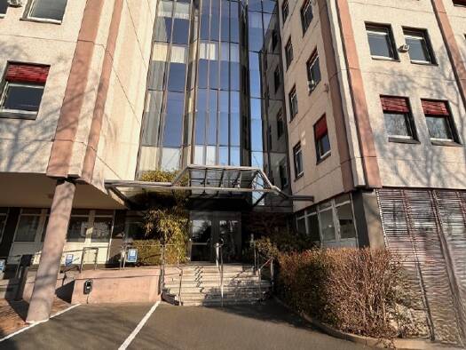 Büro zur Miete 7,20 € 7 Zimmer 306 m² Bürofläche Schafhof Nürnberg 90411