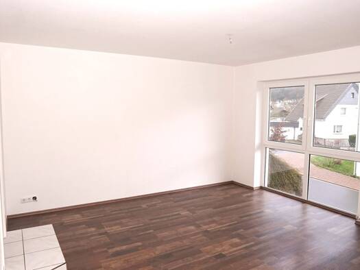 Wohnung zur Miete 440 € 2 Zimmer 42,7 m² frei ab 01.12.2025 Hahnstätten 65623