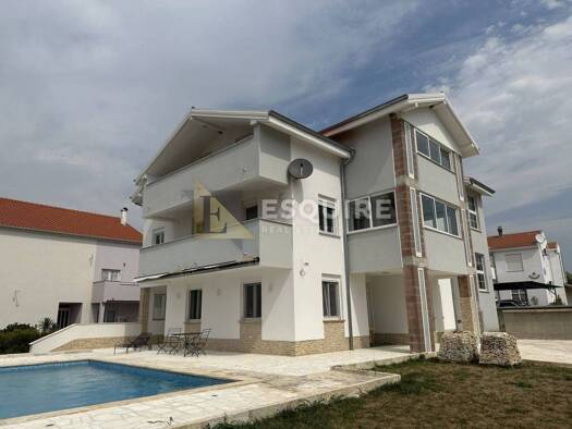 Haus zum Kauf 550.000 € 24 Zimmer 540 m² Donja Jagodnja, Polaca Polaca