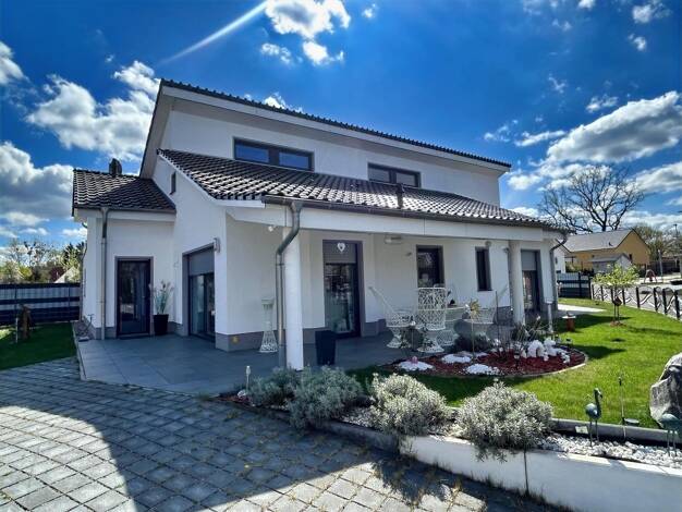 Einfamilienhaus zum Kauf 1.100.000 € 5 Zimmer 174 m² 615 m² Grundstück Granzow Mirow 17252