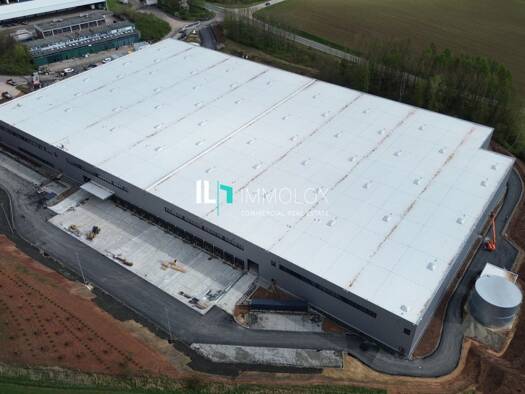 Lagerhalle zur Miete provisionsfrei 20.000 m² Lagerfläche teilbar ab 10.000 m² Waldau Kassel 34123
