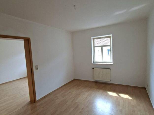 Wohnung zur Miete 400 € 2 Zimmer 53 m² 2. Geschoss frei ab sofort Waltershausen Waltershausen 99880