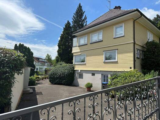 Einfamilienhaus zum Kauf 630.000 € 4,5 Zimmer 170,8 m² 1.308 m² Grundstück frei ab sofort Singen Singen (Hohentwiel) 78224