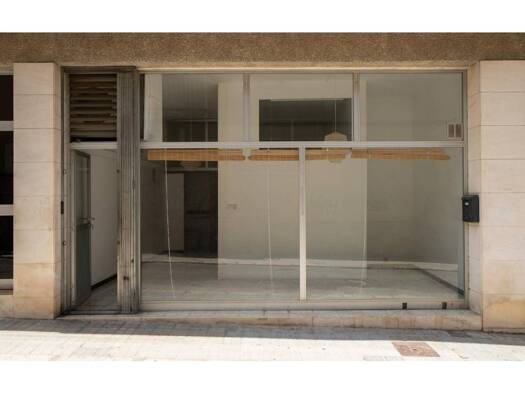 Ladenfläche zum Kauf 70.000 € 70 m² Verkaufsfläche Figueres 17600