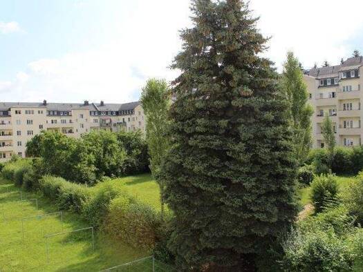 Wohnung zur Miete 343 € 2 Zimmer 66 m² 3. Geschoss frei ab sofort Thüringer Weg 18 Bernsdorf Chemnitz 09126