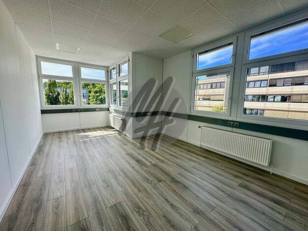 Büro zur Miete provisionsfrei 9 € 180 m² Bürofläche Friedrichsdorf Friedrichsdorf 61381