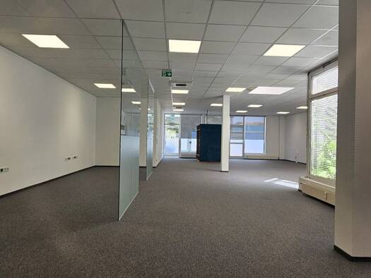 Laden zur Miete 7,80 € Sankt Leonhard Graz 8010