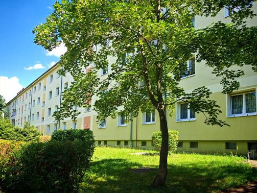 Wohnung zur Miete 314 € 2 Zimmer 54,1 m² 4. Geschoss frei ab sofort Käthe-Niederkirchner-Straße 1 Hoyerswerda Hoyerswerda 02977