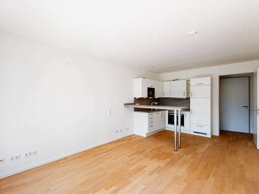 Wohnung zur Miete 985 € 2 Zimmer 47,8 m² 4. Geschoss frei ab 01.09.2026 Lyoner Straße 17A Schwanheim Frankfurt am Main 60528
