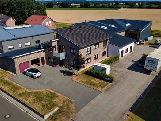 Haus zum Kauf 256 m² 3.000 m² Grundstück Osterdammer Esch 12 Osterdamme Damme 49401