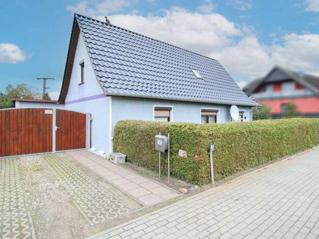 Einfamilienhaus zum Kauf 105.000 € 4 Zimmer 97,2 m² 730,2 m² Grundstück Rakow Süderholz 18516