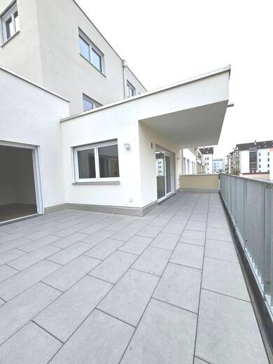 Wohnung zur Miete 1.388 € 3 Zimmer 108,5 m² 2. Geschoss Erzgebirgstrasse 12/14 Niederndirf Waldkraiburg 84478