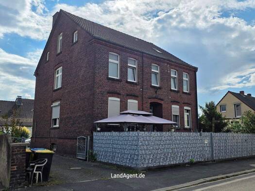 Mehrfamilienhaus zum Kauf als Kapitalanlage geeignet 1.020.000 € 21 Zimmer 499 m² 710 m² Grundstück Heeren-Werve Kamen 59174