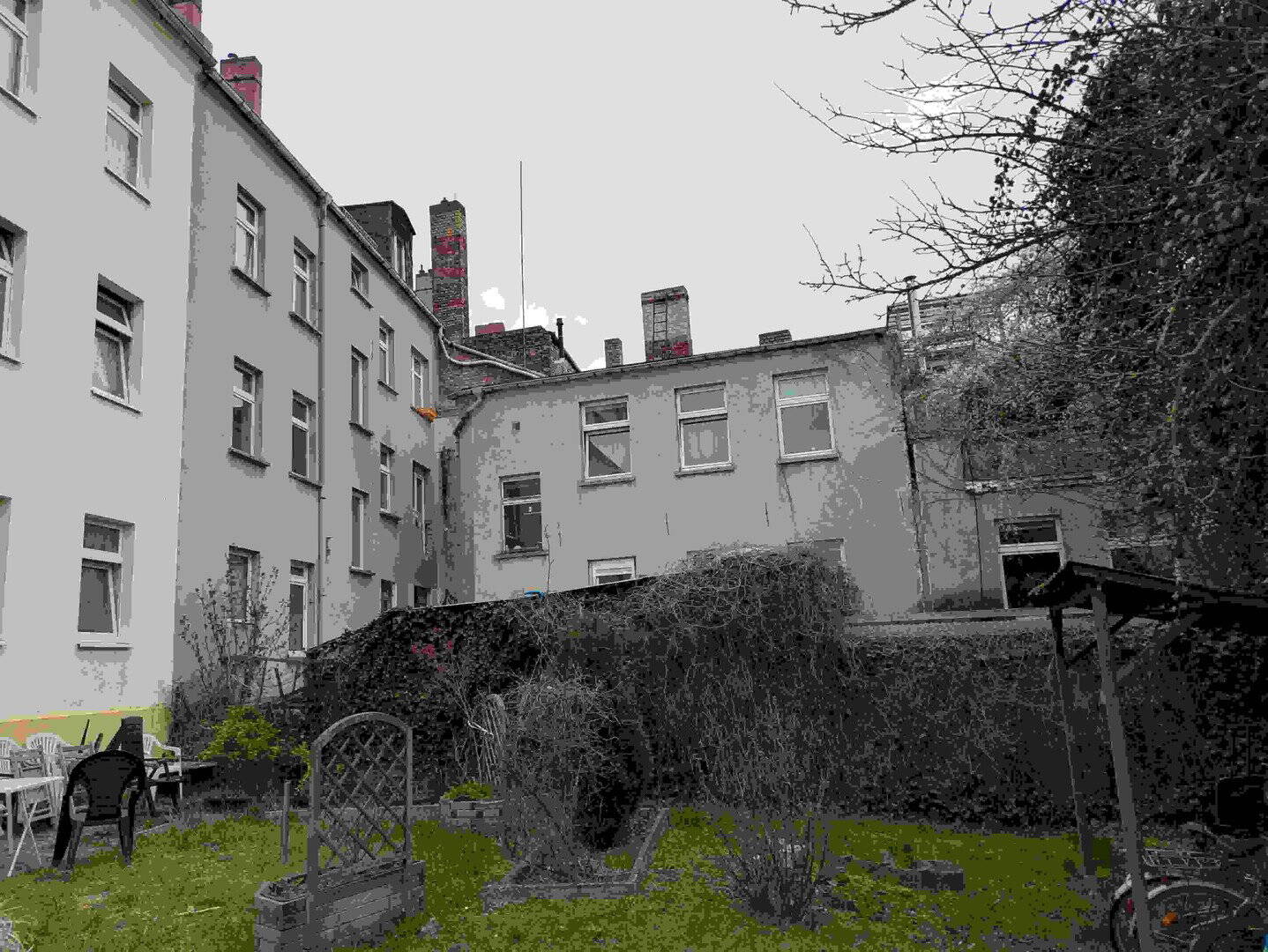 Immobilie in Brandenburg an der Havel - Mehrfamilienhaus in Bahnhofsnähe mit idealer Lage und viel Potenzial im Speckgürtel - Bild 2