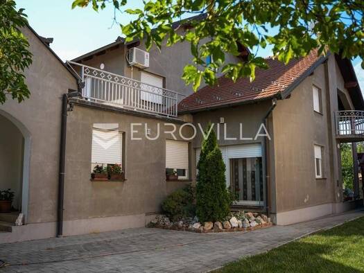 Haus zum Kauf 400.000 € 5 Zimmer 300 m² Centar Vinkovci