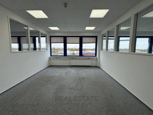 Bürofläche zur Miete provisionsfrei 1.430 € 3 Zimmer 110 m² Bürofläche Rahlstedt Wandsbek 22143