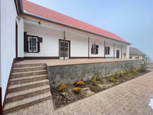 Einfamilienhaus zum Kauf 215.500 € 3 Zimmer 165 m² 2.992 m² Grundstück Véménd 7726