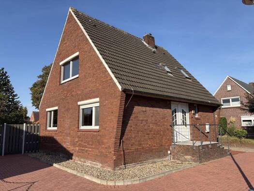 Einfamilienhaus zum Kauf 274.000 € 5 Zimmer 93 m² 700 m² Grundstück Norden 26506