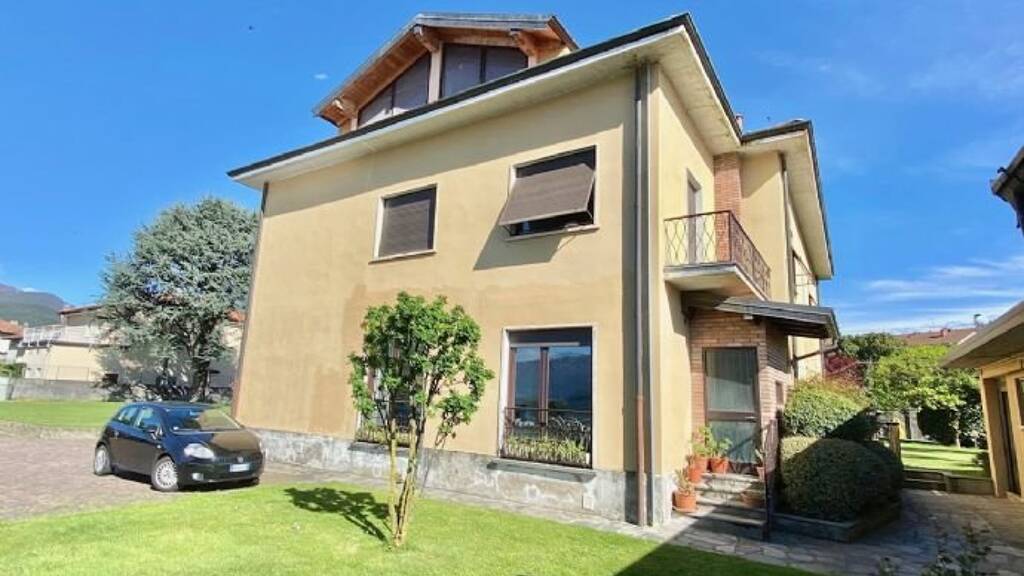 Villa zum Kauf 1.990.000 € 10 Zimmer 530 m² 2.250 m² Grundstück Germignaga 21010