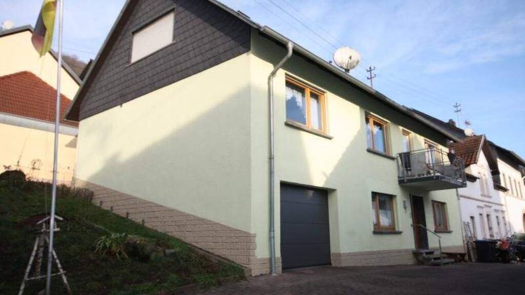 Einfamilienhaus zum Kauf 210.000 € 7 Zimmer 196 m² 244 m² Grundstück Wiesweiler 67742