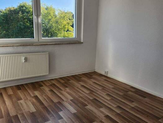 Wohnung zur Miete 330 € 3 Zimmer 55,2 m² 2. Geschoss Außenring 26 Thurm Mülsen 08132