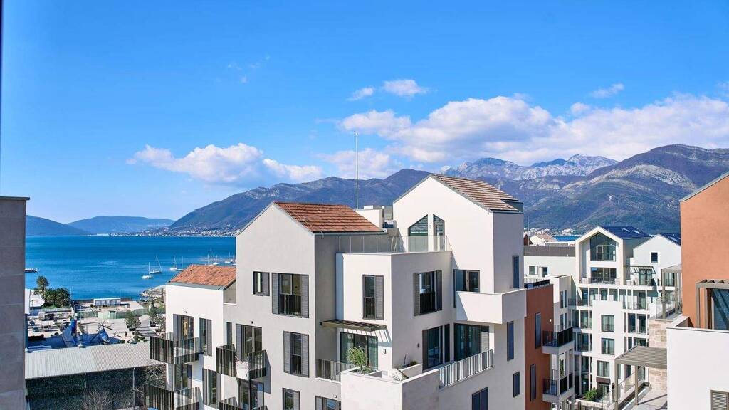 Wohnung zum Kauf 680.000 € 102 m² Tivat 82000