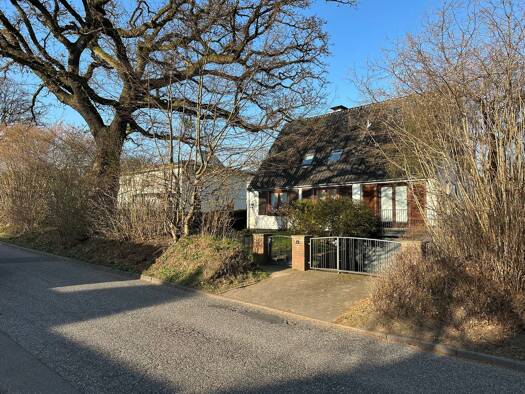 Einfamilienhaus zum Kauf 840.000 € 7 Zimmer 136 m² 747 m² Grundstück frei ab sofort Alsterweg 8 Hummelsbüttel Wandsbek 22339