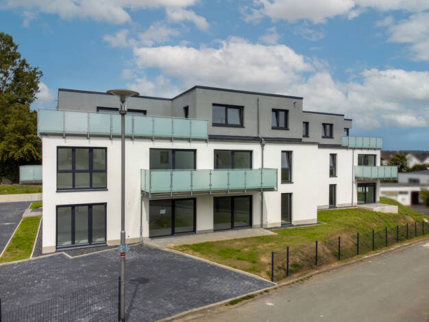 Wohnung zur Miete 1.020 € 2 Zimmer 92,2 m² 2. Geschoss Burgsolms Solms 35606
