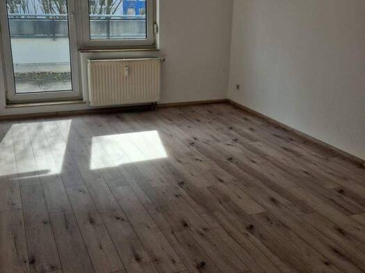 Wohnung zur Miete 295 € 2 Zimmer 50,1 m² 3. Geschoss frei ab sofort Carl-von-Ossietzky-Straße 200 c Gablenz Gablenz 09127