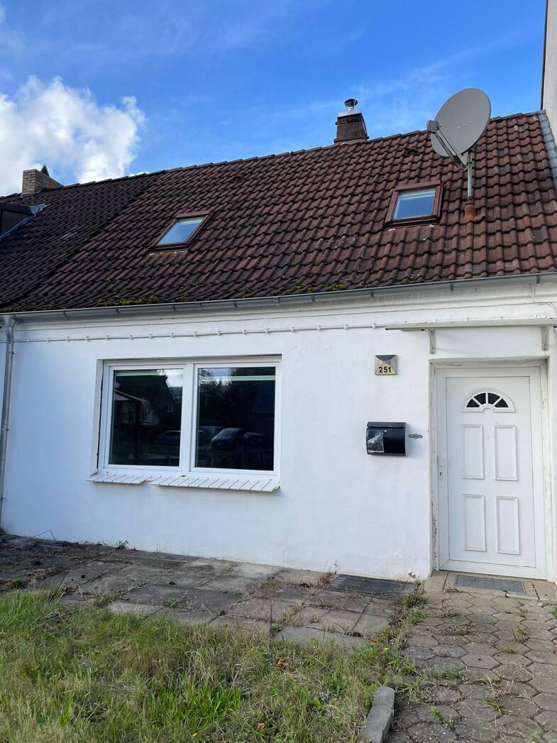 Reihenmittelhaus zum Kauf 325.000 € 2 Zimmer 72 m² 554 m² Grundstück frei ab sofort Billstedt Hamburg 22117