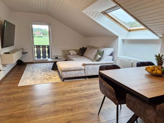 Wohnung zur Miete 600 € 3 Zimmer 77 m² Wüsten Bad Salzuflen 32108