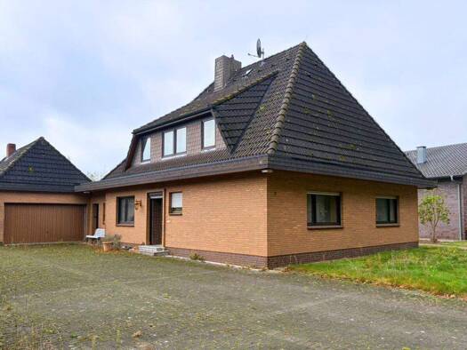 Einfamilienhaus zum Kauf 289.000 € 7 Zimmer 255,6 m² 1.500 m² Grundstück Portsloge Edewecht 26188
