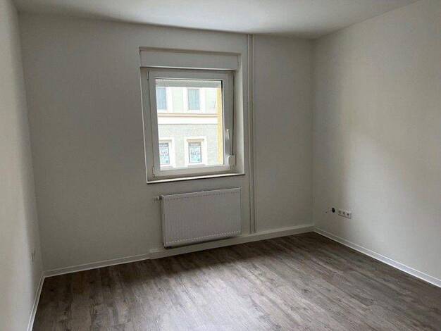 Wohnung zur Miete 640 € 2,5 Zimmer 57 m² EG frei ab 15.04.2026 Innenstadt Rosenheim 83022