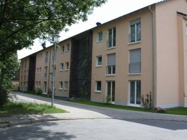 Wohnung zur Miete 589 € 2,5 Zimmer 56,1 m² 1. Geschoss frei ab 01.12.2026 Rheinstraße 2 Achterathsfeld Moers 47447