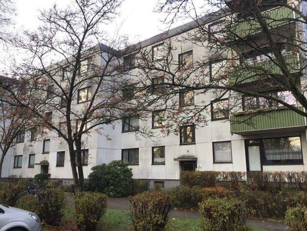 Wohnung zur Miete 674 € 3 Zimmer 77 m² 1. Geschoss frei ab 15.03.2026 Behaimring 27 St. Gertrud Lübeck 23564