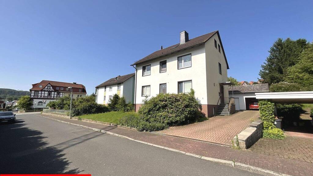 Mehrfamilienhaus zum Kauf 298.000 € 8 Zimmer 207,5 m² 1.302 m² Grundstück Eschenstruth Helsa 34298