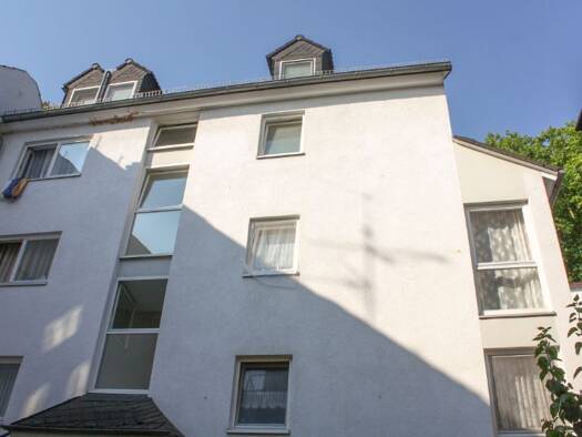 Wohnung zur Miete 621 € 2 Zimmer 52,4 m² 2. Geschoss frei ab sofort Nerostraße 34 Wiesbaden Mitte 65183