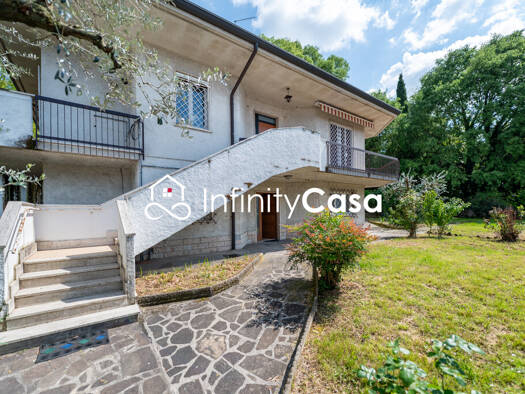 Villa zum Kauf 475.000 € 6 Zimmer 221 m² 800 m² Grundstück Vicolo Bernini 9 Castelnuovo del Garda 37014