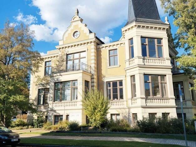 Bürofläche zur Miete 850 € 4 Zimmer 75 m² Bürofläche Stadtmitte Rostock 18055