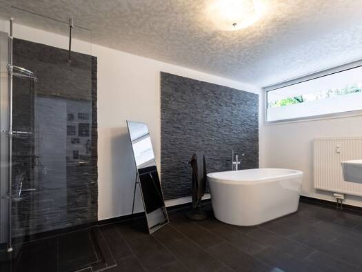 Wohnung zur Miete 1.325 € 3 Zimmer 100 m² Geschoss 2/5 frei ab sofort Türnich Kerpen 50169