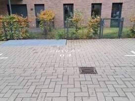 Außenstellplatz zur Miete provisionsfrei 30 € Franz-Krug-Straße 00 Groß-Karben Karben 61184