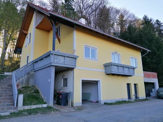 Haus zum Kauf 340.000 € 9 Zimmer 220 m² 754 m² Grundstück Ragnitz 8413