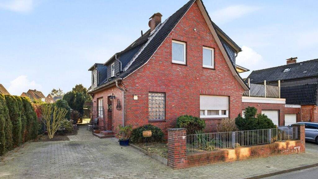 Mehrfamilienhaus zum Kauf 495.000 € 7 Zimmer 246 m² 793 m² Grundstück Lauenburg/Elbe 21481